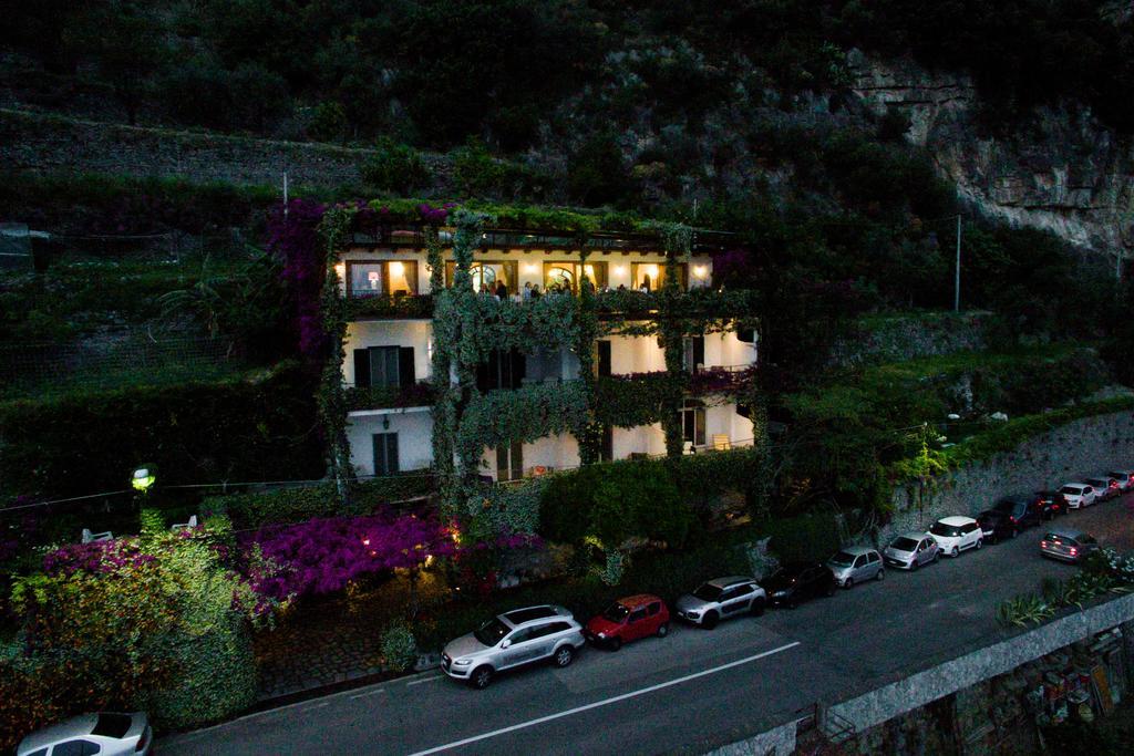 Hotel Pellegrino Praiano Exterior foto